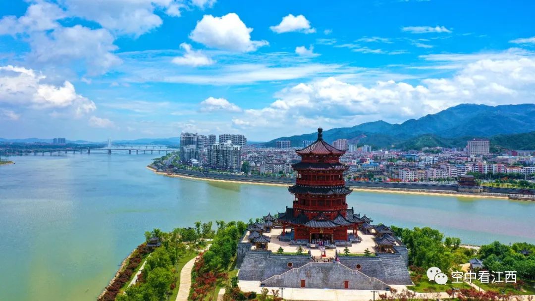 吉水县赣江两岸:蓝天白云水清岸绿凤凰网江西_凤凰网