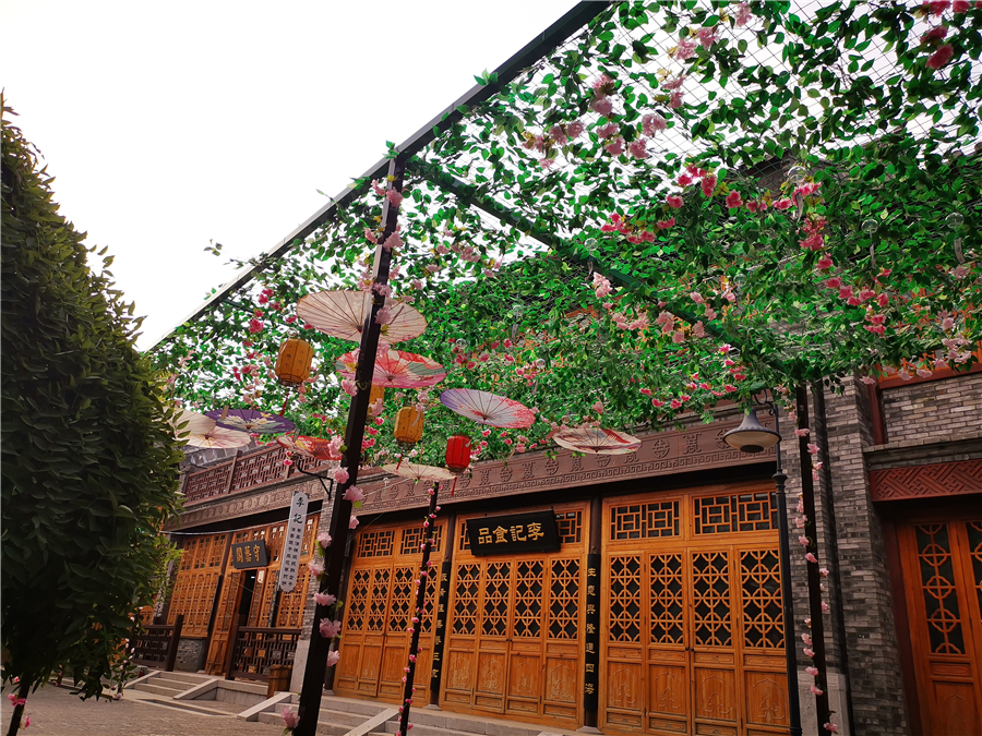 一起“穿越”吧！在华谊兄弟（济南）电影小镇，体验不一样的民国风情