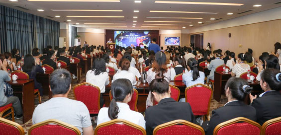 首届“学研汇智杯”全国高校商务英语综合能力大赛江西赛区复赛在江西师范大学举办