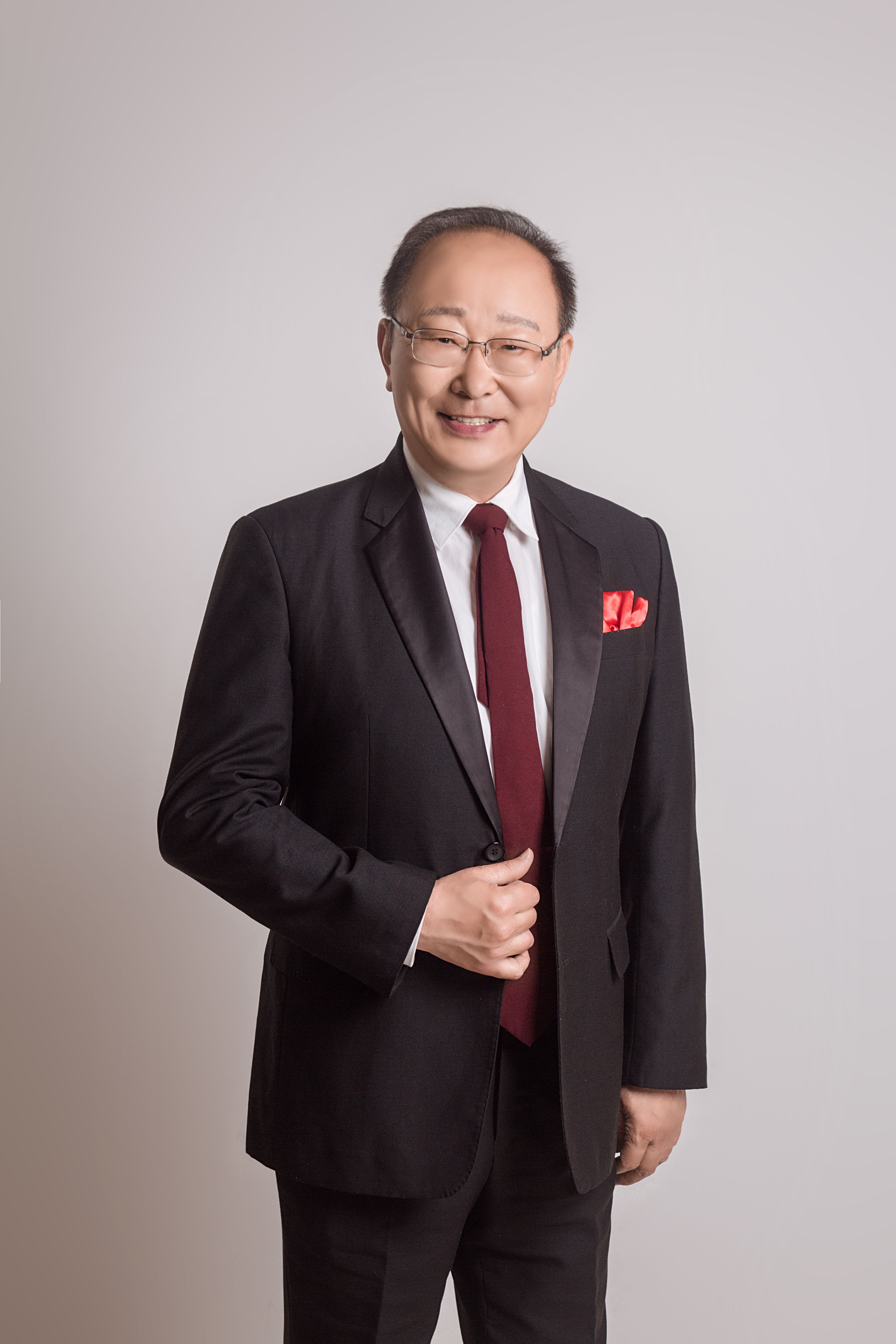 庆祝中国共产党成立100周年！“众鑫之声”唱支山歌给党听——王君威独唱交响音乐会隆重演绎&nbsp;