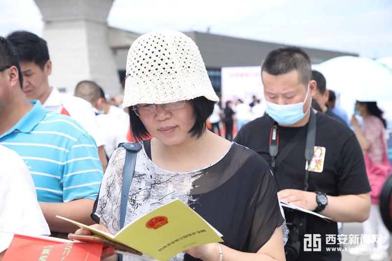 秦陵博物院开展“游秦陵 学条例”活动加强非遗保护