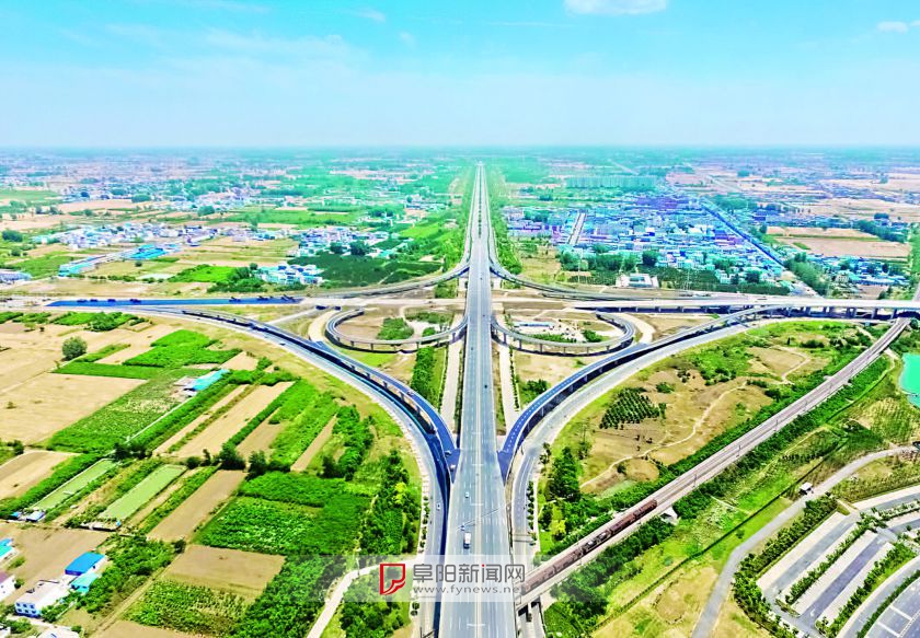 阜阳第一座互通立交现雏形 升级路网通行能力!