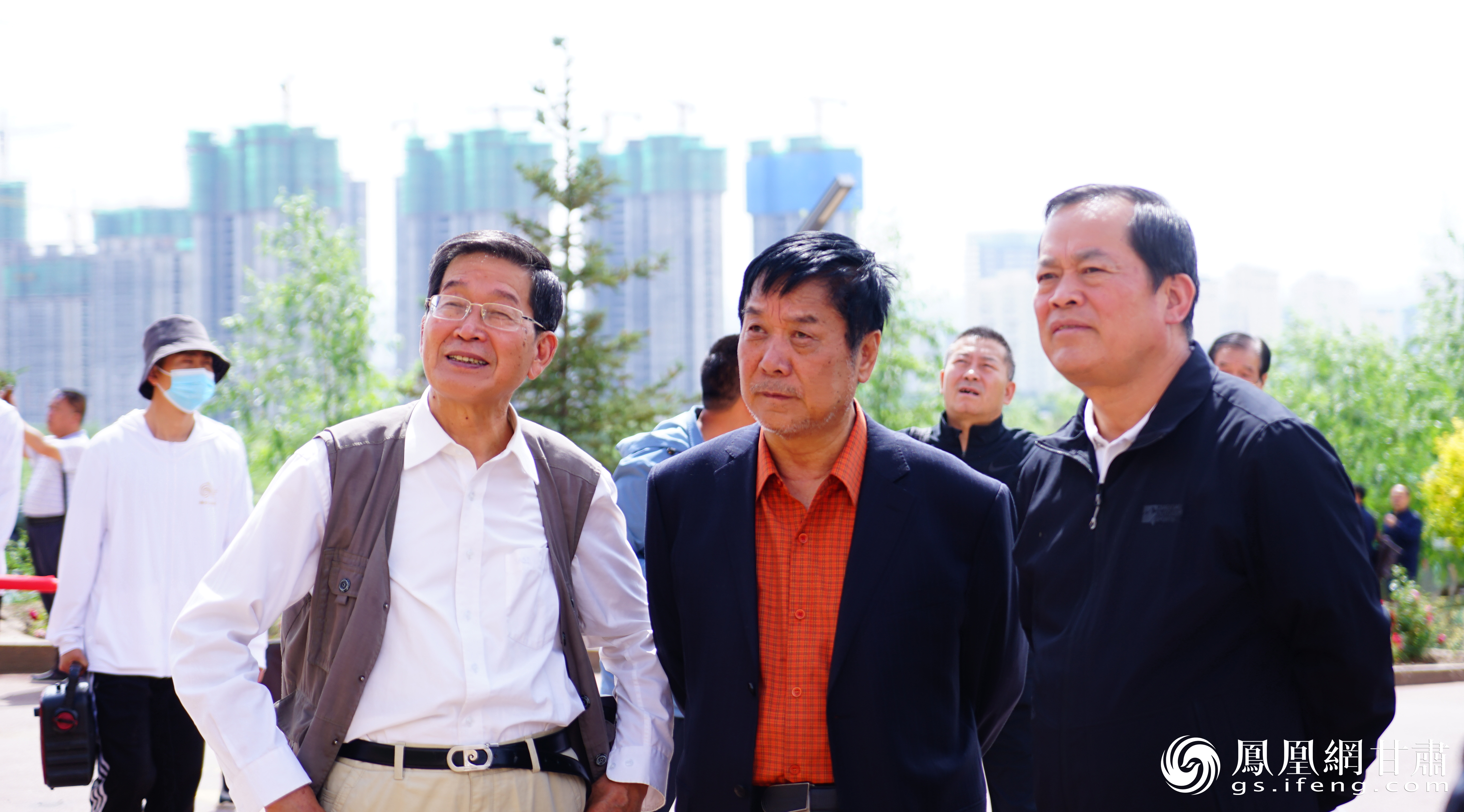 栖云小镇采风 讴歌乡村振兴