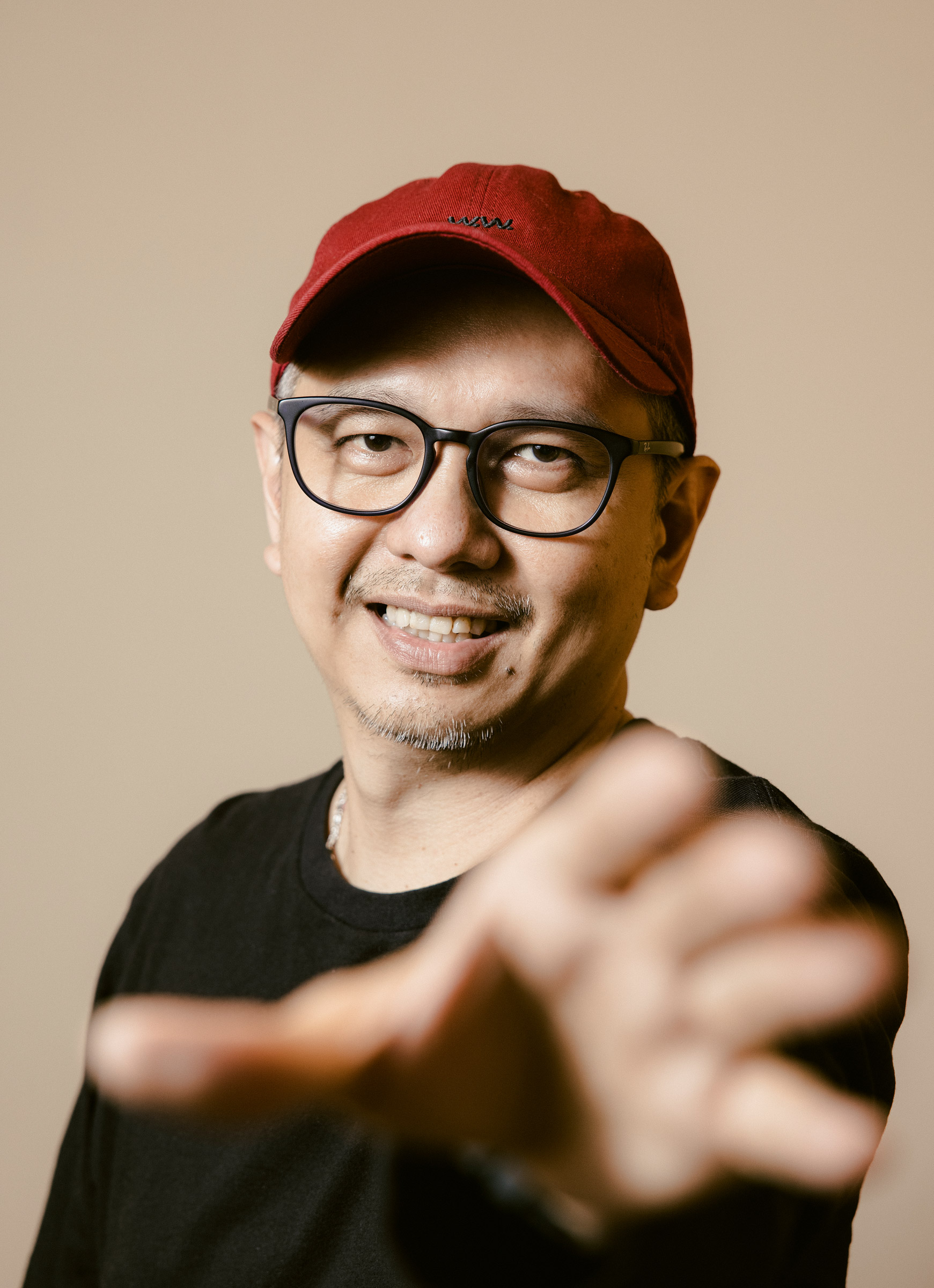 影片的导演周青元来自马来西亚,曾在北京电影学院留学,他曾执导过多部