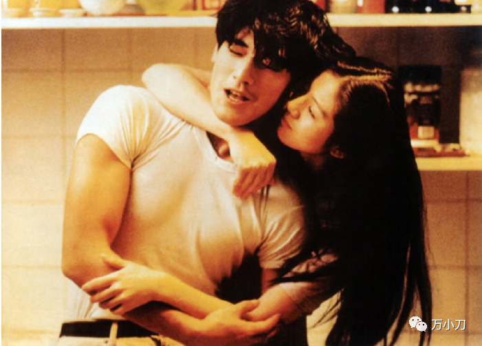 亚洲男神的"秘密情人"_品推资讯