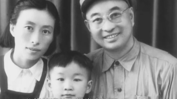 1950年陈知建被父亲陈赓教会的第一个汉字是什么?_凤凰网视频_凤凰网