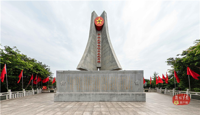 中央红军长征出发纪念碑（摄影：孙浩）