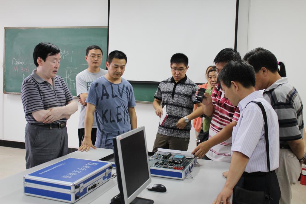 明德名师|张会生：四十年坚守通信领域 三尺讲台育万千桃李 ​