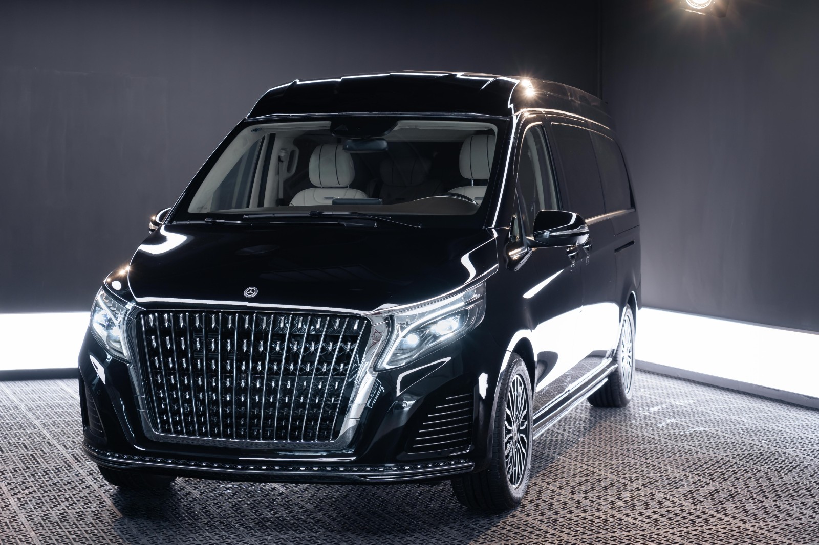 改装房车 2021款奔驰v260l现车最新报价