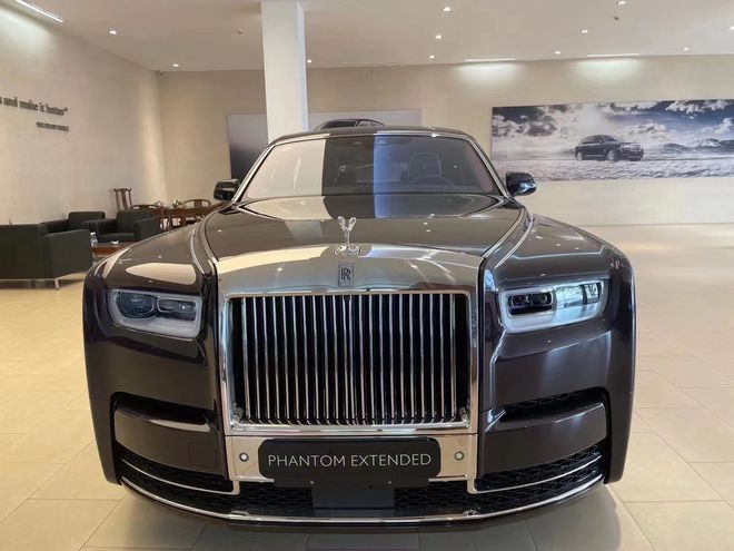 21款劳斯莱斯幻影加长版一切都无可挑剔