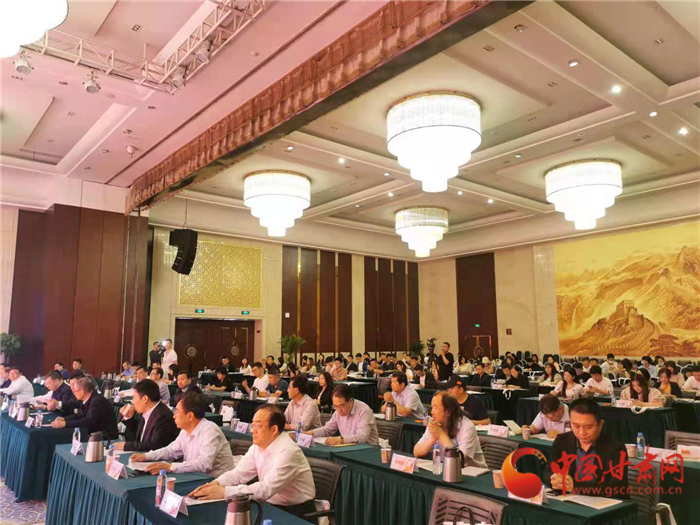 省内外网络文学领域嘉宾欢聚一堂