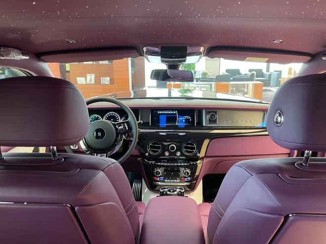 21款劳斯莱斯幻影加长版一切都无可挑剔