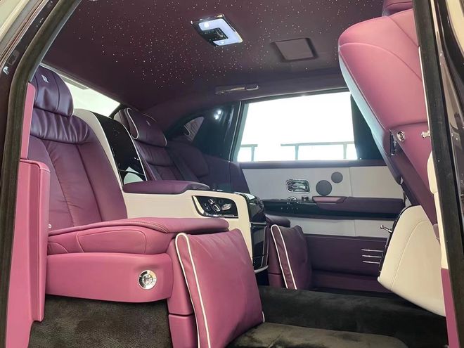 21款劳斯莱斯幻影加长版一切都无可挑剔