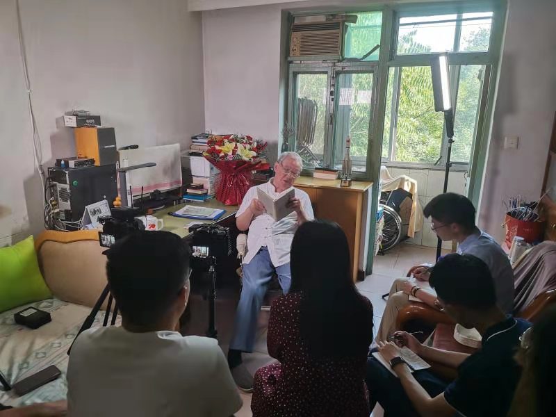 追忆与传承：齐鲁工大马克思主义学院师生专访中共一大代表陈潭秋之子陈志远