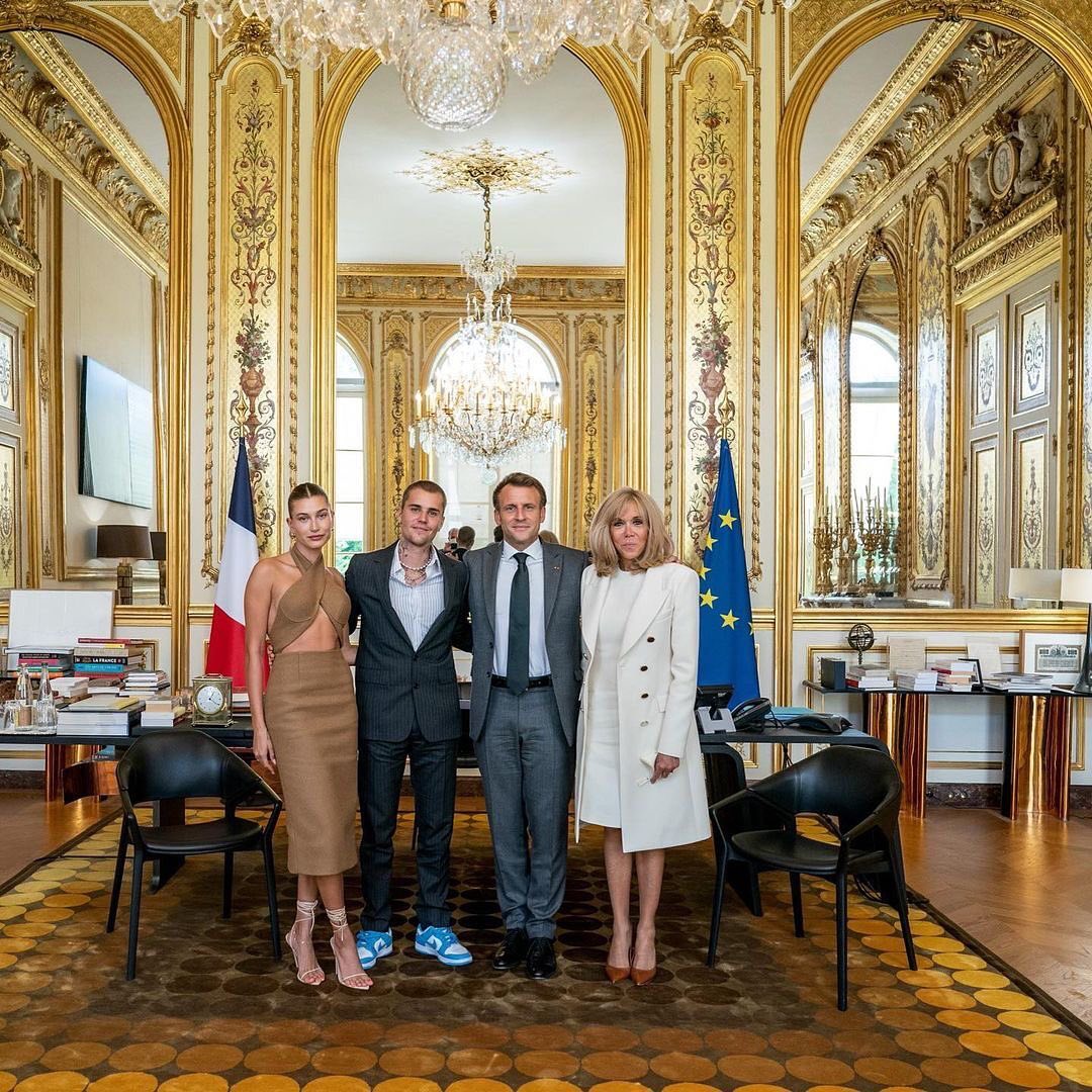 Emmanuel Macron et Brigitte Trogneux : des images de leur mariage dévoilées - Madame Figaro