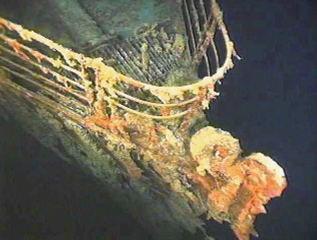 沉睡在海底的巨轮泰坦尼克号正在消失
