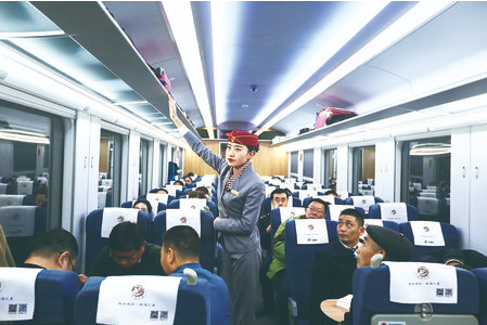 兰渝铁路打通了兰州向西南的大通道(资料图) 新甘肃·甘肃经济日报记者 瞿娟 摄