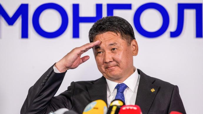 76%得票率胜选,呼日勒苏赫就任蒙古国总统
