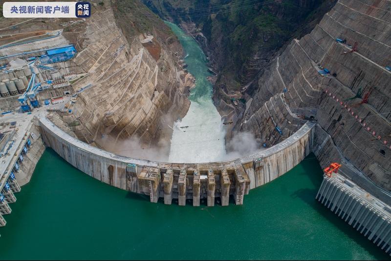 中国金沙江在建的全球第二大水电站正式发电