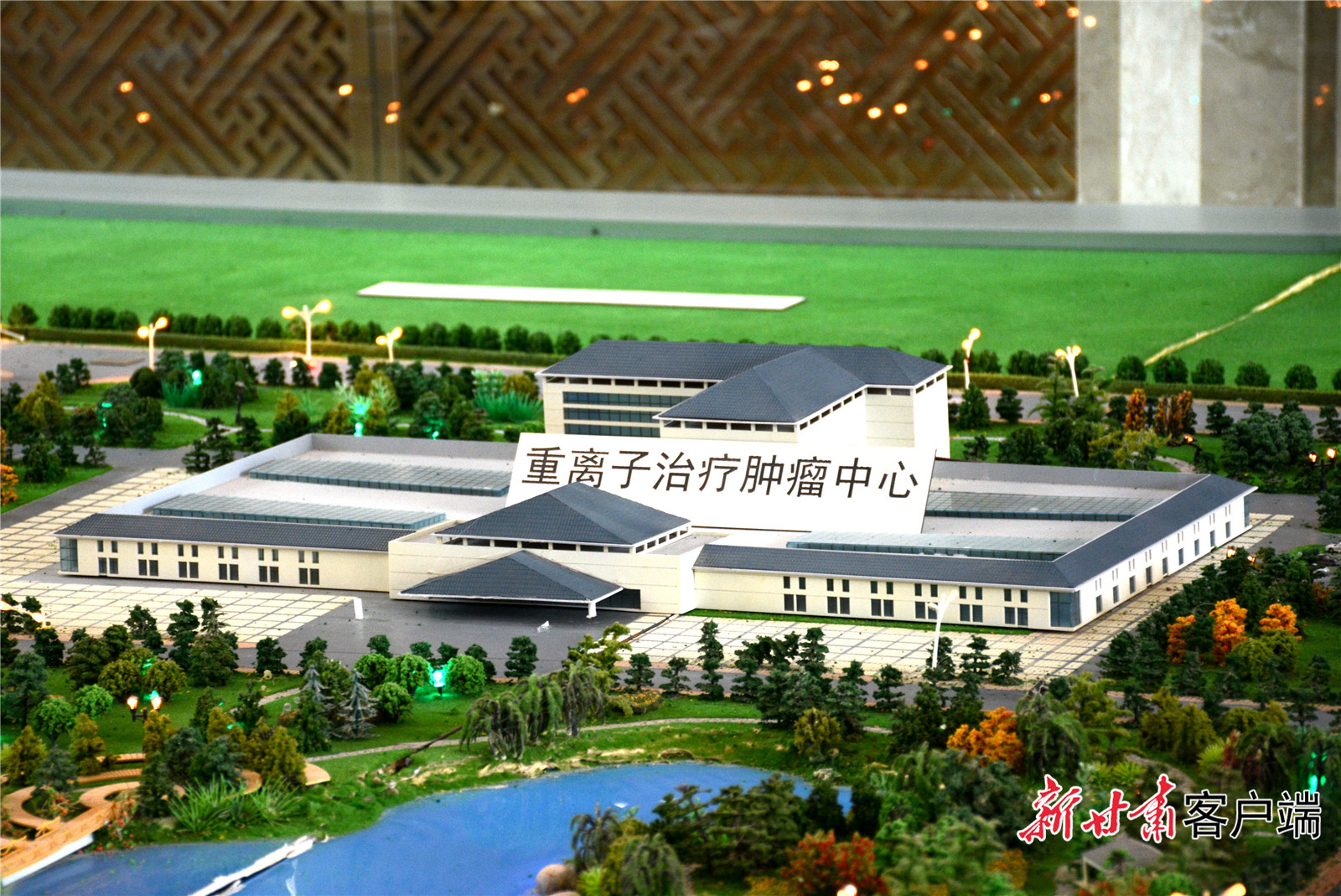 武威重离子中心主楼沙盘 新甘肃&middot;甘肃日报记者 金奉乾 摄