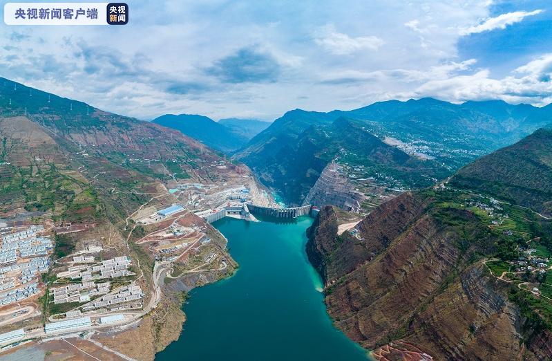 中国金沙江在建的全球第二大水电站正式发电