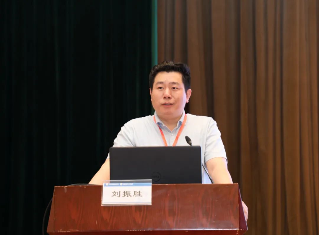 青岛市第六人民医院党委副书记,副院长刘振胜(主持党委,行政全