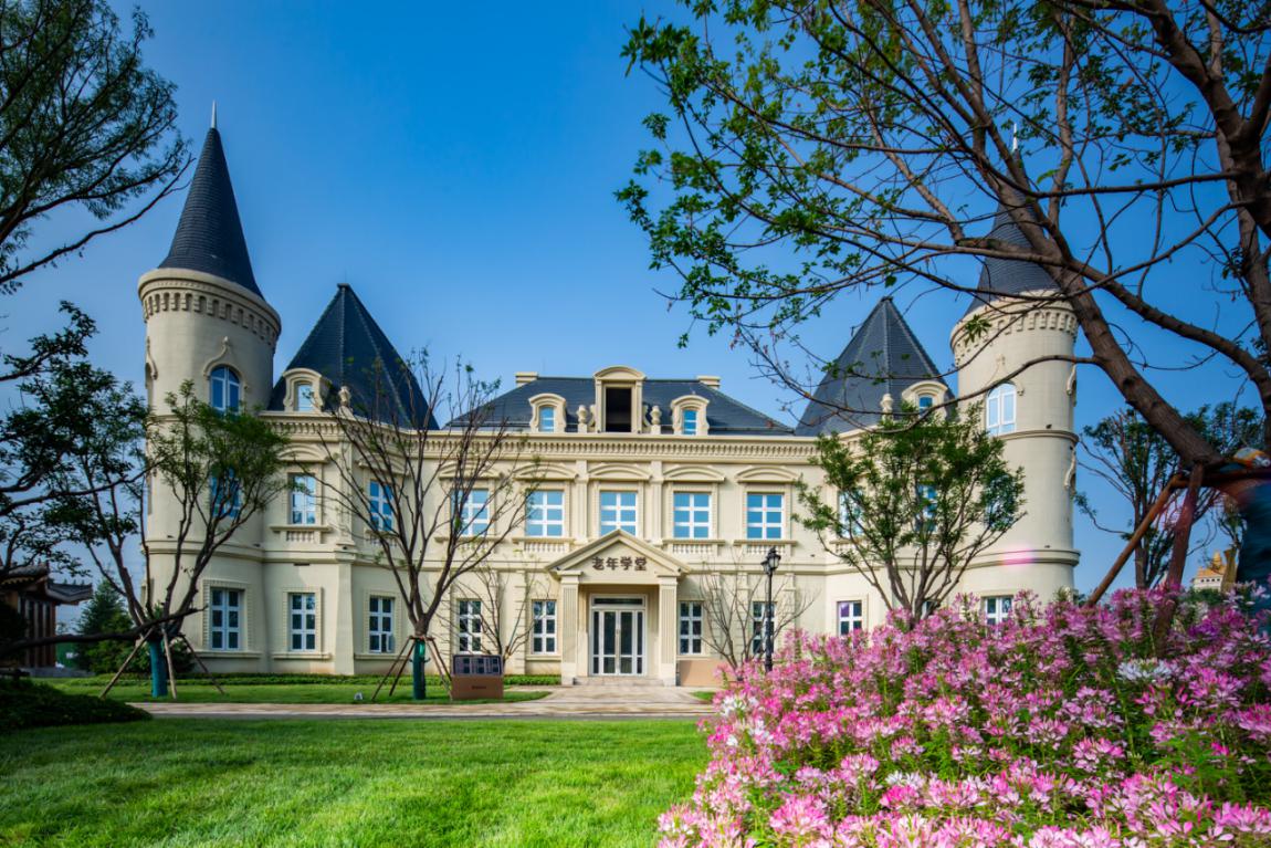 老年学堂效果图这些让人流连忘返的场馆,已经让人惊叹不已,但是项目