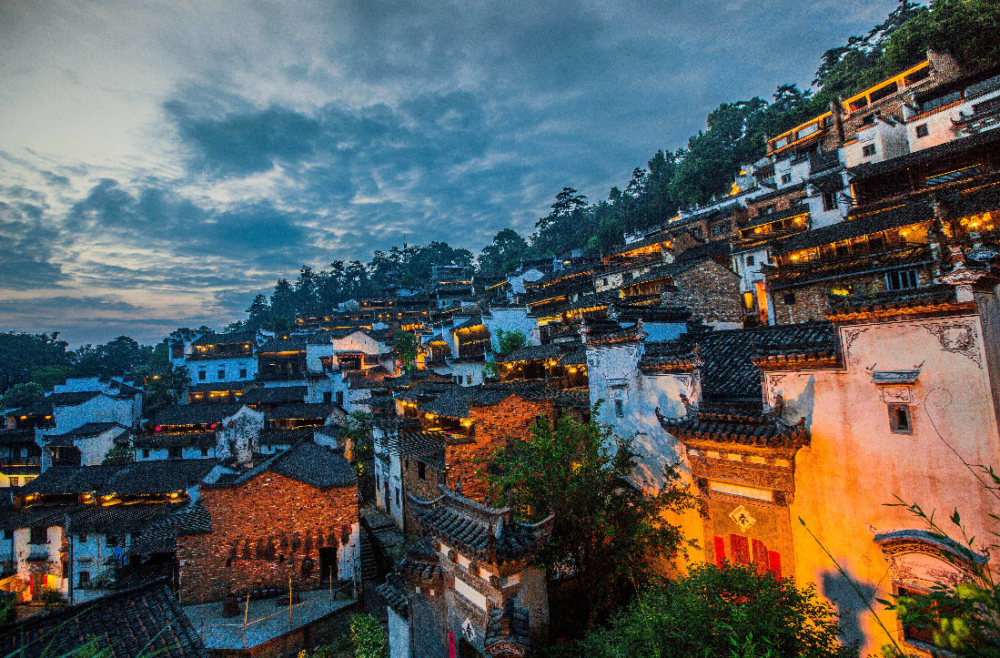 婺源篁岭:山村奇妙夜新品发布 打造中国最美乡村夜游新地标