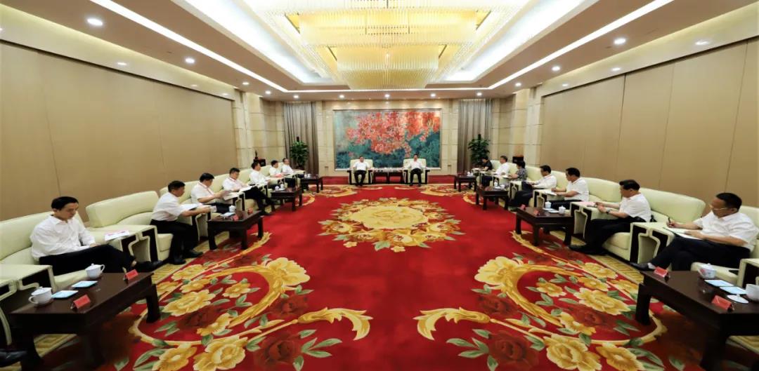 杨维俊晤中国能建董事长：携手共推合作项目早日投产