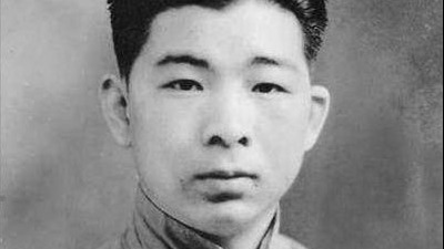 日伪特务发现了冯运修的藏身之处，双方展开激烈的枪战后冯运修惨烈牺牲