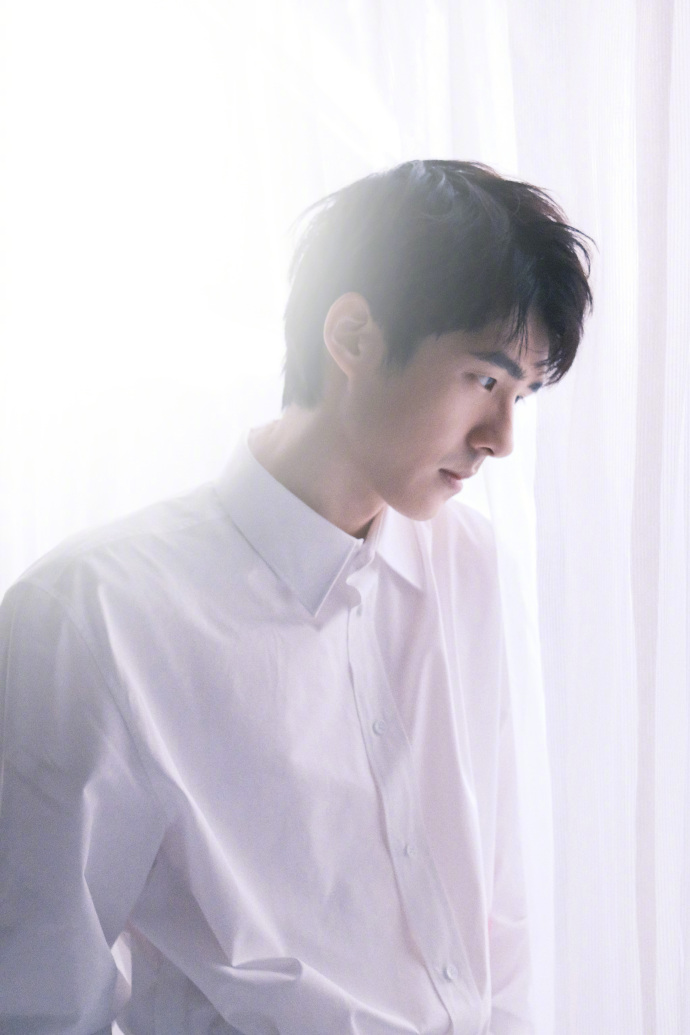 白衬衫的刘昊然yyds