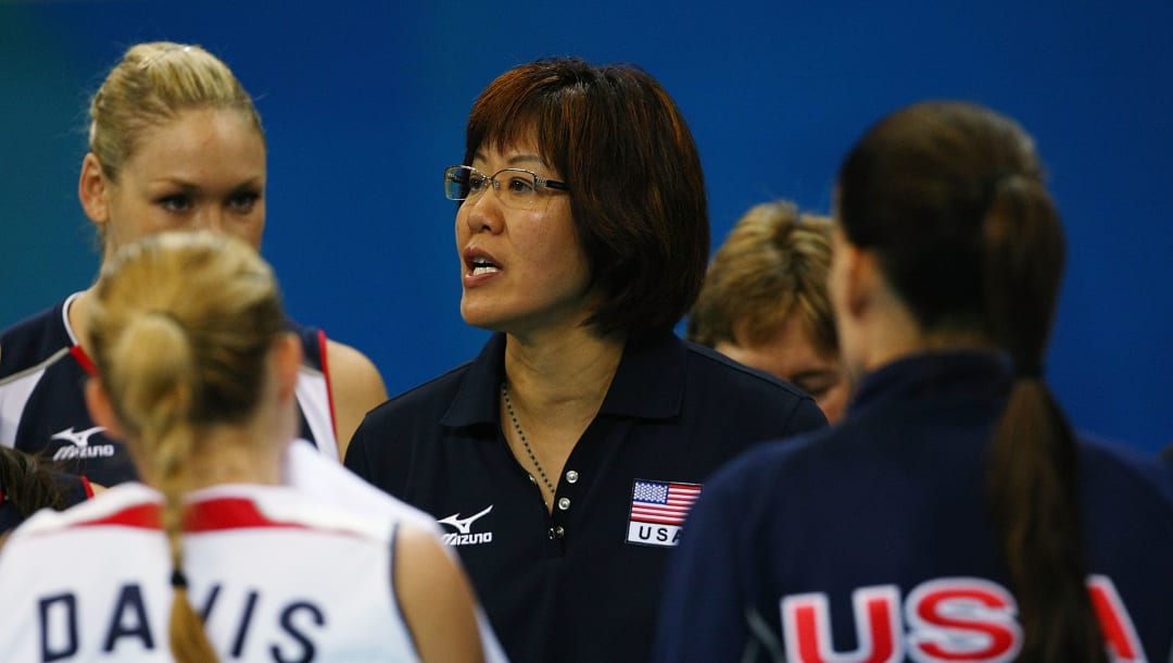 永远的传奇之郎平:跟排球紧紧联系的激情岁月