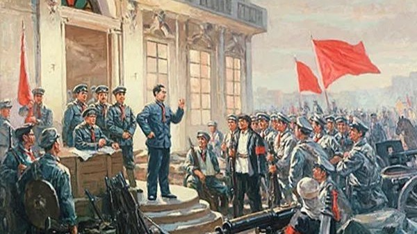 共产党在1927年发动南昌起义，从此共产党领导的武装斗争打响了第一枪