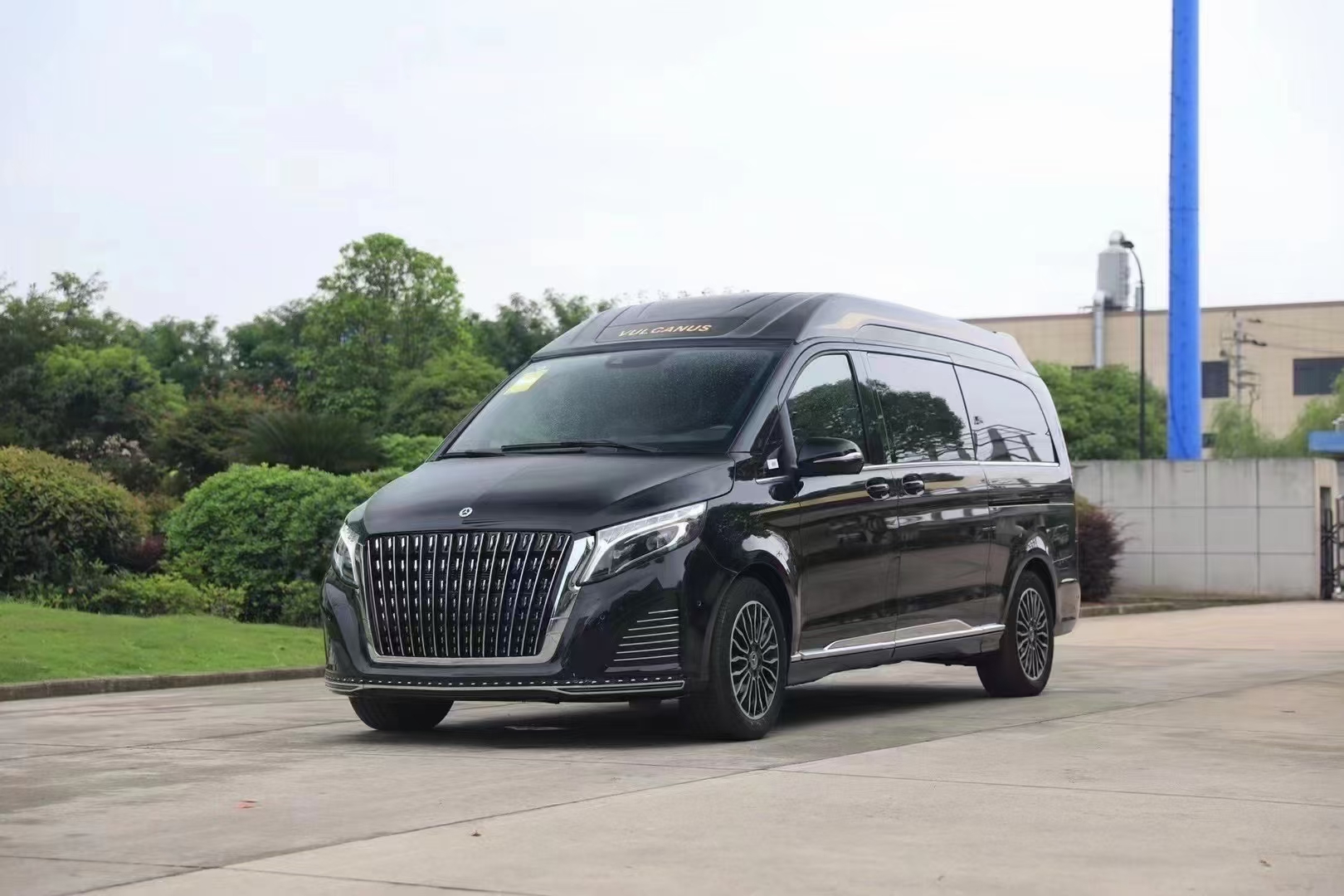 铂驰维努斯商务车匠心之作告别千篇一律