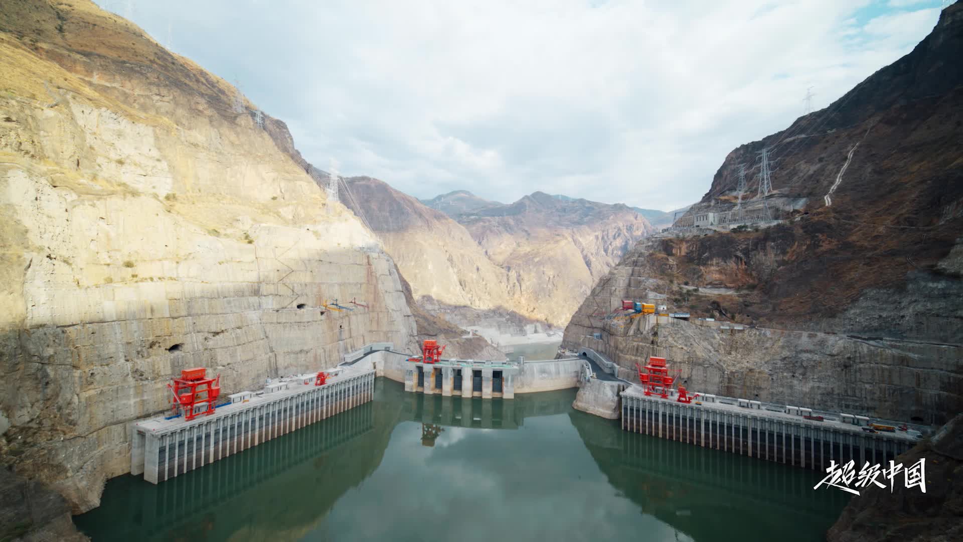 中国第四全球第七 乌东德水电站创造水电行业新奇迹