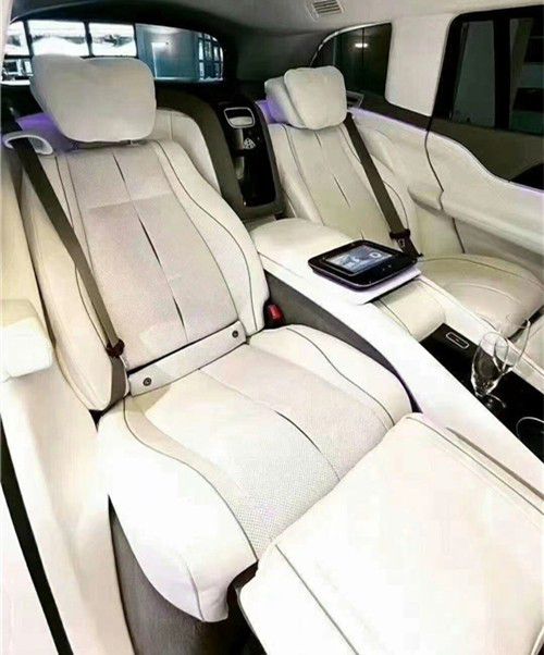21款迈巴赫GLS600平行进口298万起价   