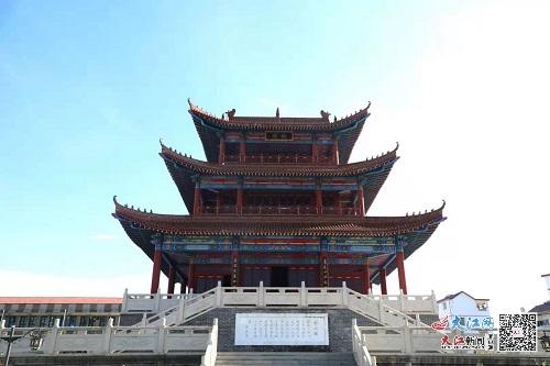 快阁全景 舒言诚/摄