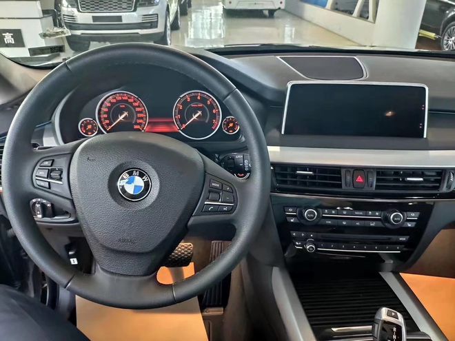 宝马X5平行进口送豪华大礼包          