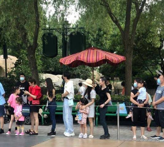 425EB319-441F-4E71-B036-6155DCFFC560