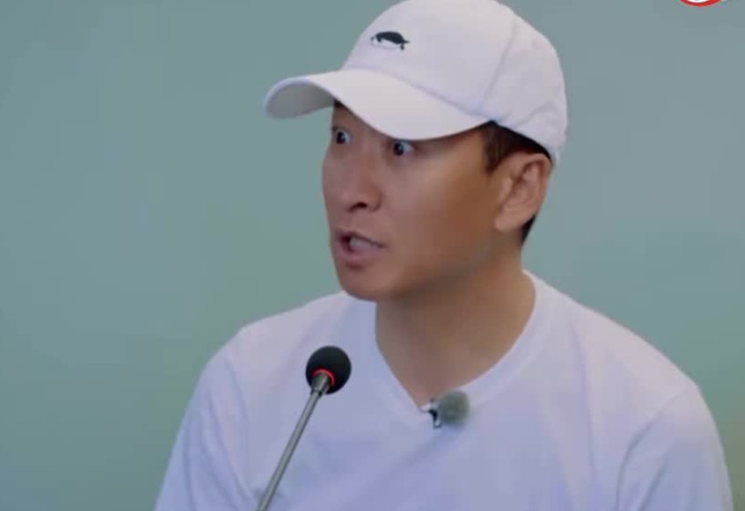 次元壁破了！周杰曾为初代“奥特曼”配音