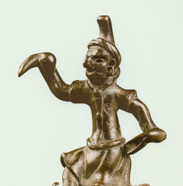 图四 山丹县博物馆藏青铜像局部