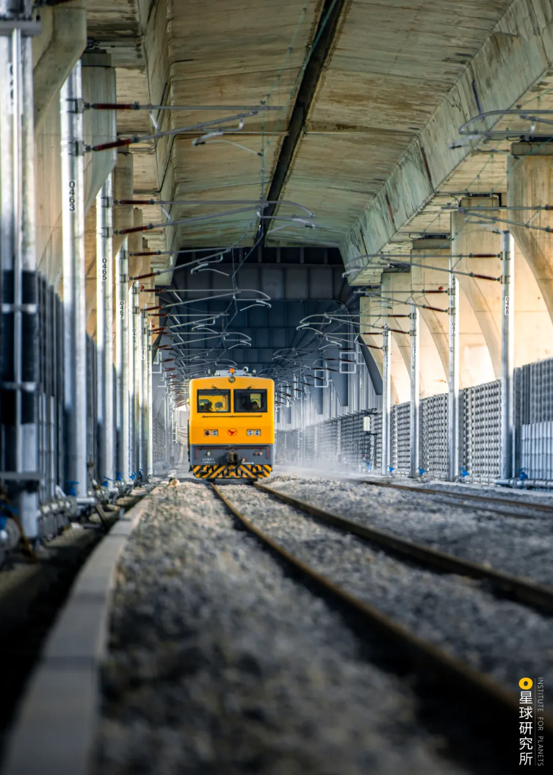 ����̨�庣Ͽ�ķ羰��ƽ̶�����