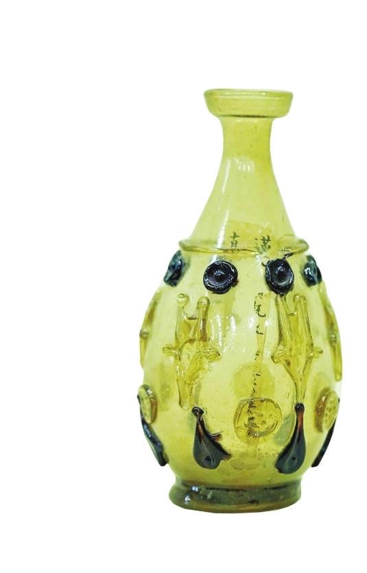 唐代&middot;盘口琉璃瓶 法门寺博物馆藏