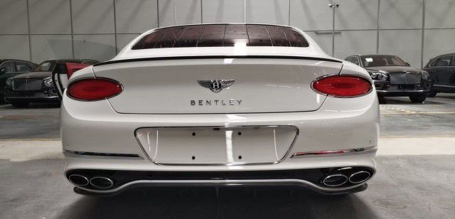 2021款宾利欧陆gt非凡性能展现车优惠中