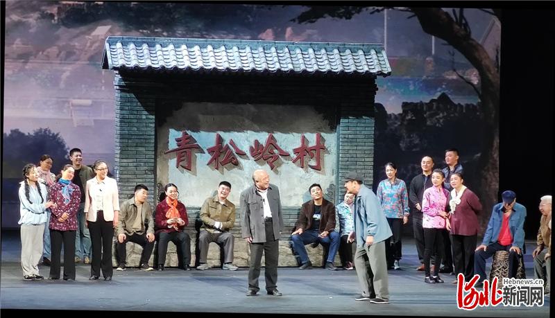 图为演出现场。河北日报记者史晓多摄