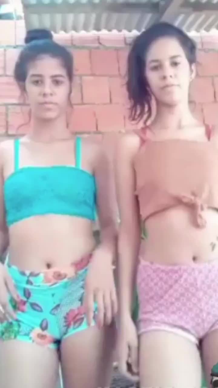 18岁双胞胎姐妹遭直播枪杀，倒地不起后还遭凶手补枪