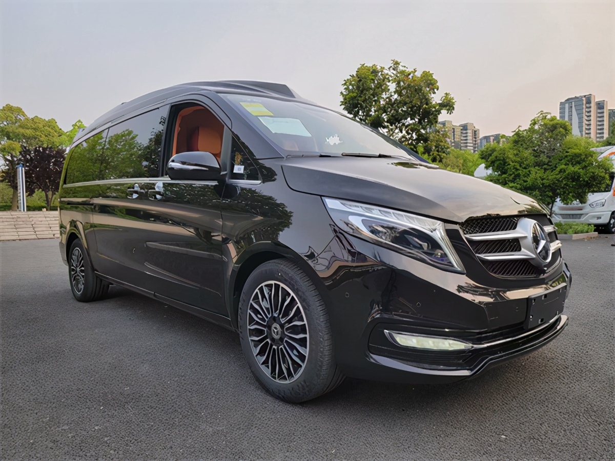 21款奔驰v260高顶全隔断生活与商务