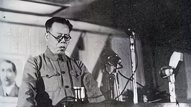 经过朋友们的多番介绍，李莎终于得知李明便是李立三