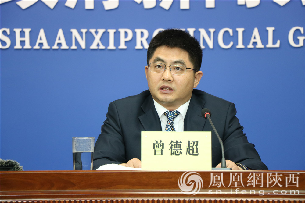 为老百姓谋幸福时,中共榆林市委常委,宣传部部长曾德超表示,群众路线