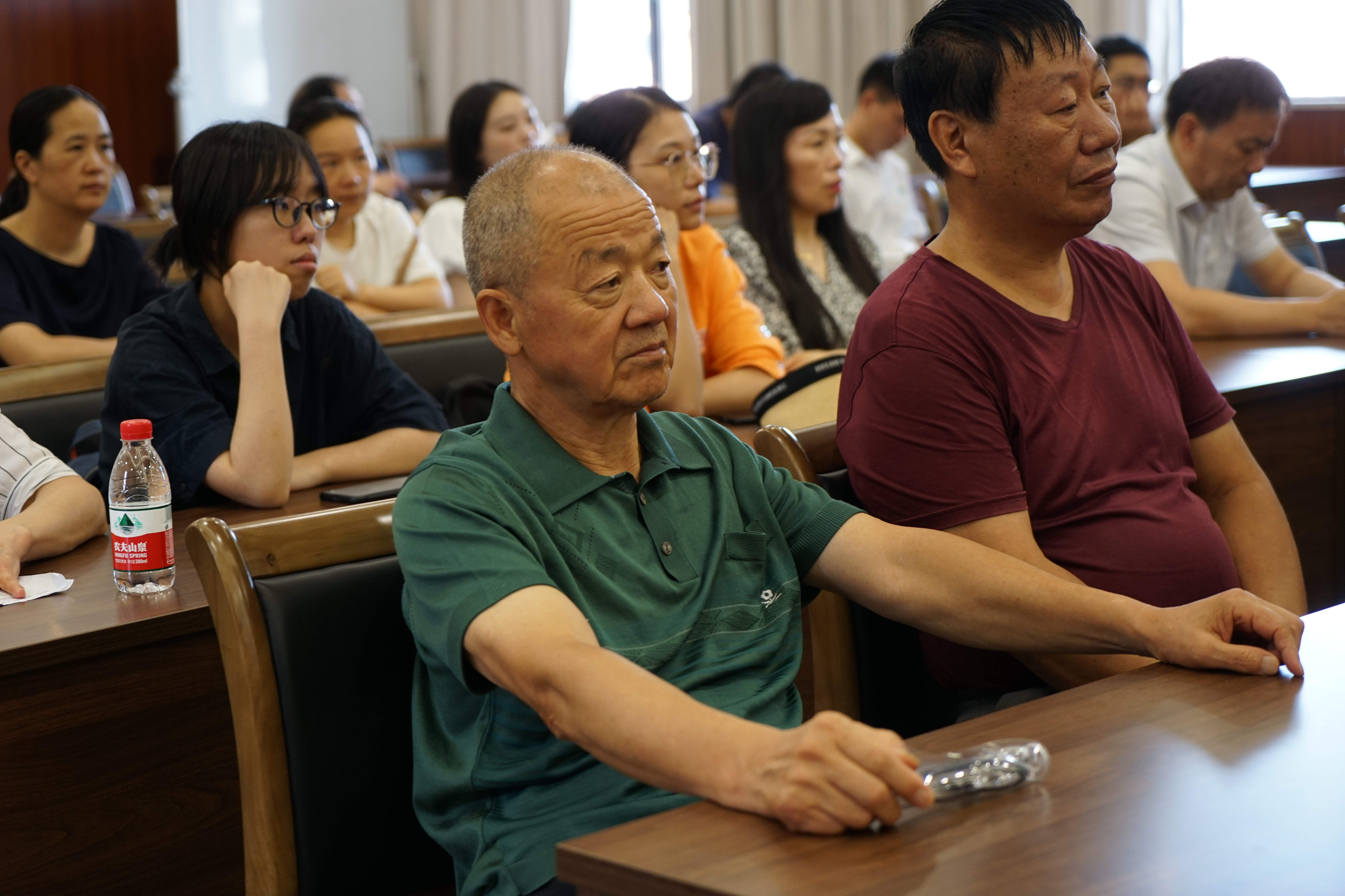 姜山镇东光村“双创双服”产业园法律服务站成功签约，助力企业法治经商